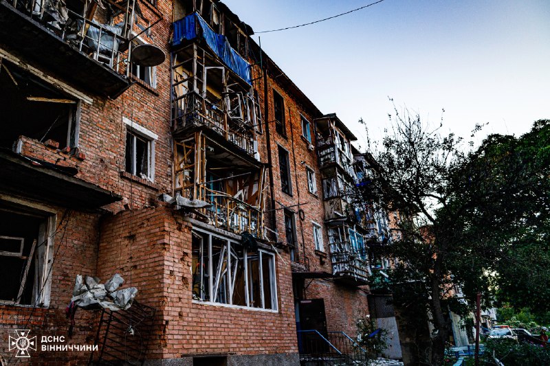 3 person wounded and widespread damage in Zhmerinka, Vinnytsia region by debris of the drone