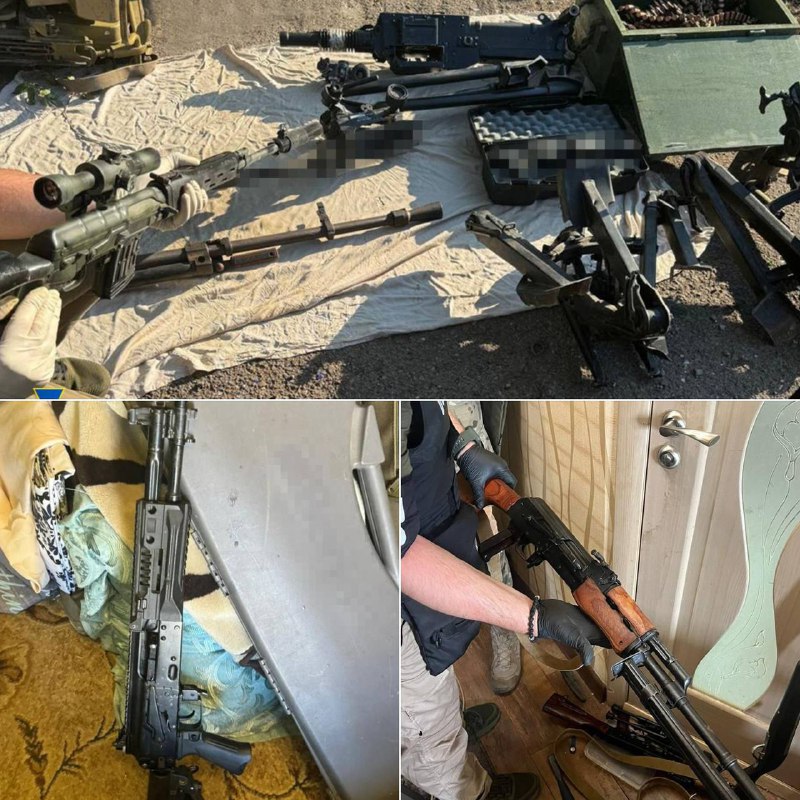 Security Service of Ukraine detained arms dealers in Dnipro city. Pecheneg machine-gun, 4 AK rifles and a lot of ammunition seized