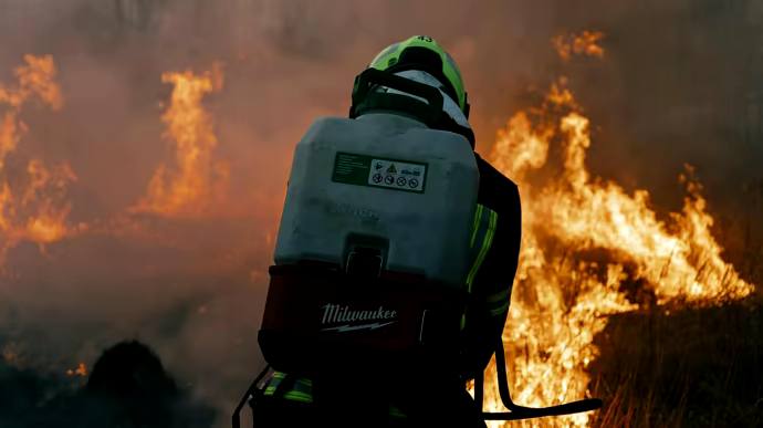 Fire at critical infrastructure in Bashtanka district of Mykolaiv region as result of drone strike overnight