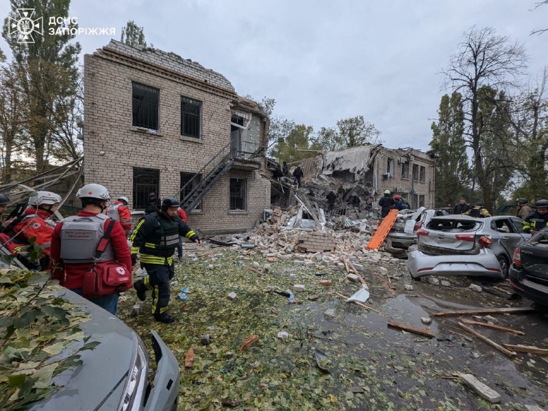 4 people wounded this morning as result of Russian missile strike at the kindergarten in Zaporizhzhia