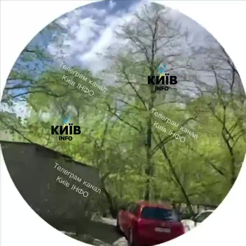 Drone crashed into the yard in Kyiv